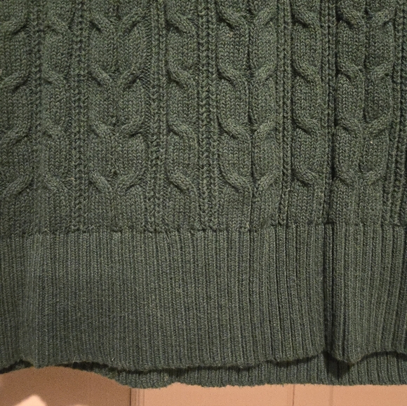 St. John's Bay Forest Green Knit Sweater - Picture 3 of 4